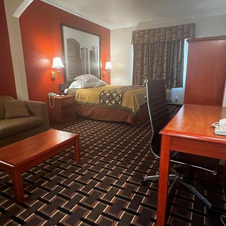 Super 8 By Wyndham Brookshire Tx Hotel Exterior photo